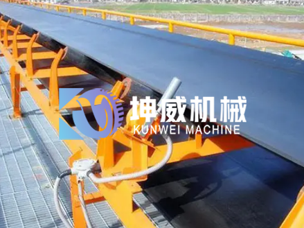  皮帶輸送機(jī)安裝方法（皮帶機(jī)安裝過(guò)程）